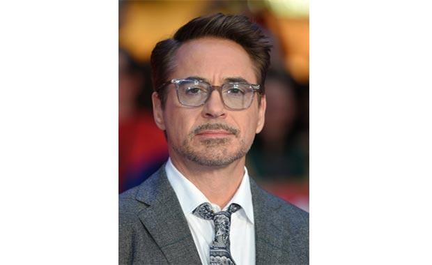 Robert Downey Jr tarz  Dar eneli yzler iin nerilir