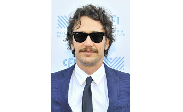 James Franco 70'ler by  nce dudakllar iin nerilir
