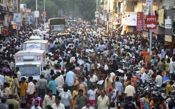 Baz bilim insanlar dnyann bu konuda bir limiti olduunu dnrken, dierleri buna katlmyor. Limit olduunu syleyenler, bunun 10 milyar insana karlk geldiini belirtiyor. Bunlardan biri Harvard niversitesi sosyobiyologlarndan Edward Wilson.