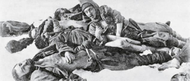 Sarkam Kaymakam Yusuf zzet Karaman, 1. Dnya Sava srasnda 22-23 Aralk 1914 ile 5 Ocak 1915 tarihleri arasnda Enver Paa komutasndaki Osmanl ordusunun Rus igali altndaki topraklar kurtarmak amacyla balatt ve byk bir ounluu donarak olmak zere 90 bin askerin ehit dt Sarkam Harekat'nn ylnda her yl eitli etkinlikler yapldn anmsatt.