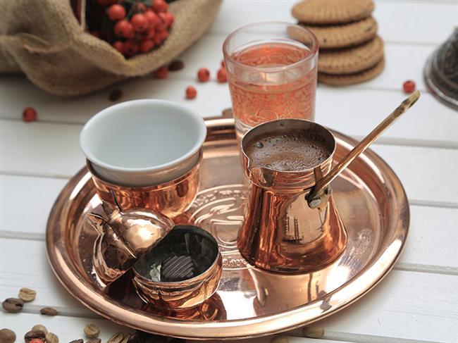 Trk kahvesi diyeti ile fazlalklarnzdan ksa srede arnacaksnz.  <br>  150 kilo olan bir insan Trk kahvesi diyeti ile haftada 10 kiloya kadar rahat bir ekilde verebilir. Fakat 50 kilo olan bir insan bu diyeti uygulayarak haftada 3-4 kilo verebilir. Kilo verme oran vcut yzdesi ve metabolizma hz ile orantldr.