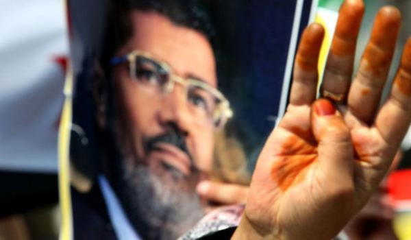 <p><b>RABA ARET, MISIR'DAK DRENN SEMBOL</b></p>  Arapa "drdnc, drt" anlamna gelen "Rabia" kelimesi, Msr'da darbe kart direniin sembol oldu.