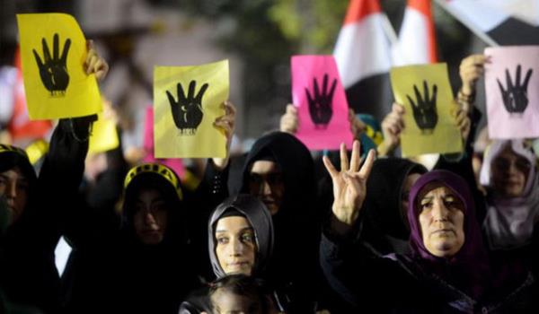 aret meydanlarda, Msr genelinde yaygnlat ve bilinen zafer iareti kadar ok kullanlmaya balad.