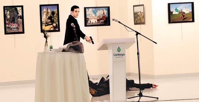 Rusya'nn Ankara Bykelisi Andrey Karlov&#8217;a suikast dzenleyen polis memuru Mevlt Mert Altnta&#8217;n balantlarnn tespiti iin srdrlen soruturmada yeni detaylar ortaya kt.