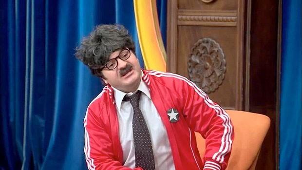 Operasyonda kalp damarlarna  stent taklan oyuncu, birka gn hastanede mahede altnda tutulduktan sonra taburcu edildi.