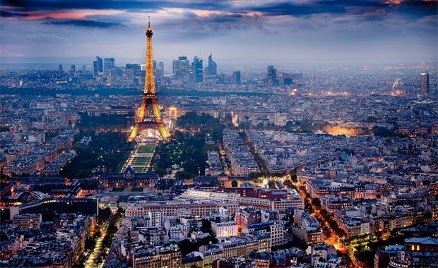 Paris<br>  Listede, Fransa&#8217;nn bakentinin geen yldan bu yana sahne olduu intihar saldrlar ve silahl saldrlar hatrlatld.