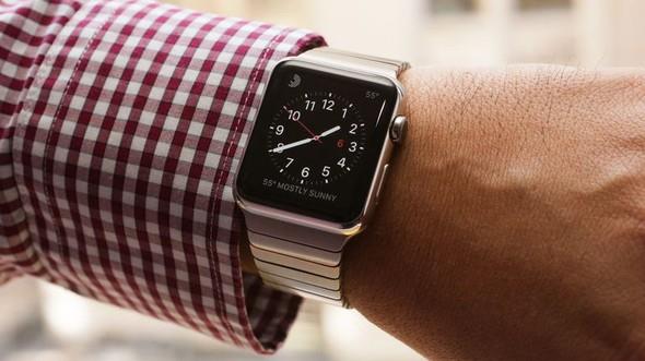 Apple Watch    Su geirmeyen saatin ekran da ilk Watch'tan parlak.