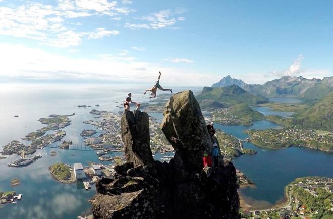 Brage Hernes Gsvr'in Norve'te yapt bu hareket ok konuuldu.