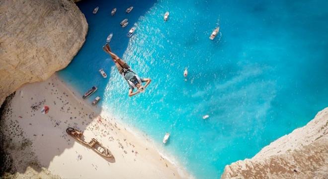 Navagio Sahili- Yunanistan