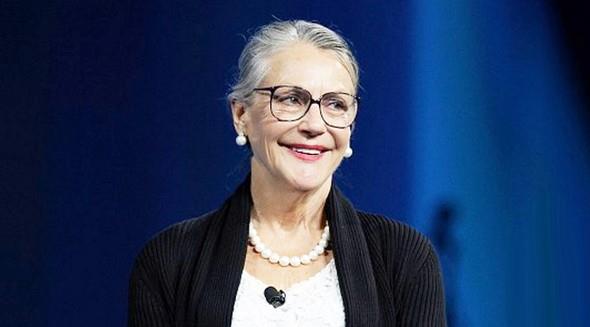 17-Alice Walton    33.5 milyar dolar