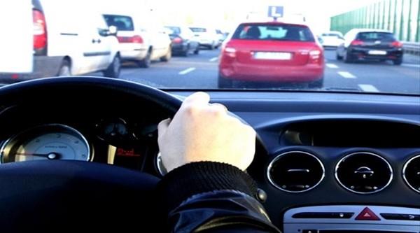 Ehliyet snavna arabayla gitmek