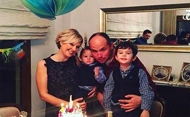 stanbul&#8217;u brakp Adana&#8217;da yeni bir hayata balayan gzel oyuncu 2 ocuu ve ei ile birlikte iftlik hayat yayor. Instagram hesabndan herkesi kskandran oyuncu halinden olduka memnun gibi gzkyor.