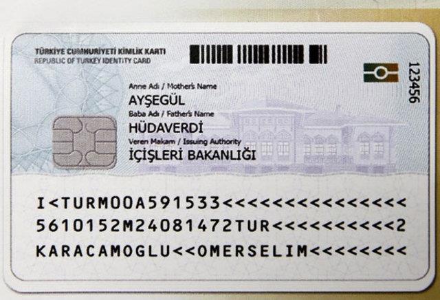 Denizli İl Nüfus Müdürlüğü, yeni kimlik kartlarının dağıtımına 2 Ocak 2017&#8217;den itibaren Türkiye genelinde başlanacağını bildirdi