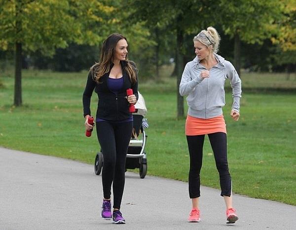 Haftada en az 3 gn 30-45 dakika hafif tempolu yry ve egzersiz yapn.