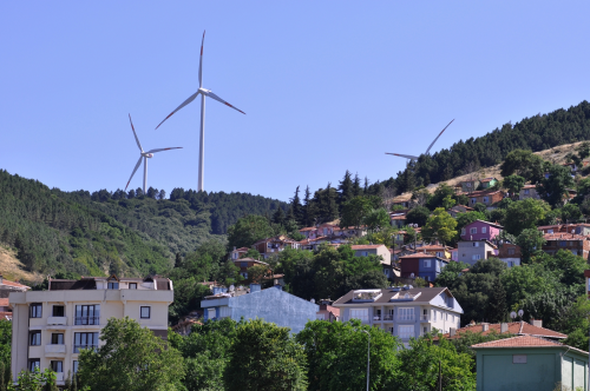 atalca &#8211; Gece birka saat iin giderilen elektrik kesintisinin gnn ilk saatlerinde yeniden balad yolunda ihbarlar var