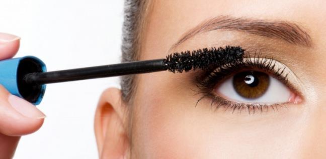 Gz kresi yaralanmalarnn en yaygn nedeni rimel fralardr.