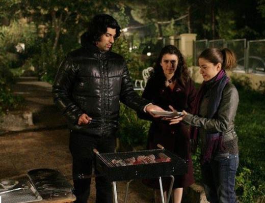 Peki hangi nl aktrn kardei Gzde Kocaolu. Onun kopyas kadar benzedii aabeyini karabildiniz mi?