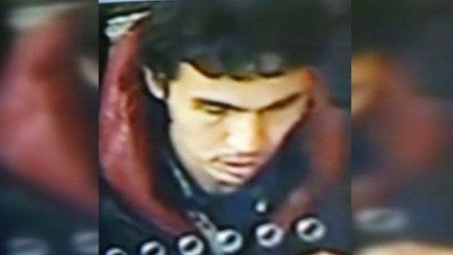 Ben onu ses bombas sandm. Yanmza geldiinde, flashbang'i yavaa brakp ekilecekti diye dnyorum. Ciddi grnt ve ses hzmesi karyordu. Kendinizi mdafaa edemezdiniz.