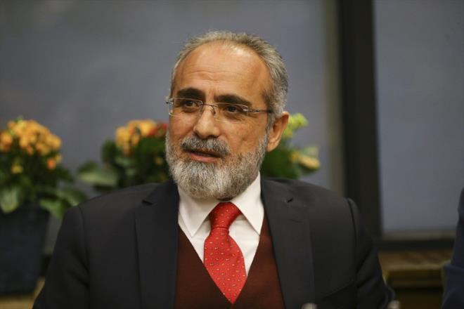 Cumhurbakan Badanman Yaln Topu 15 Temmuz darbe giriimi gecesi ile alakal arpc bir ayrnty anlatt.