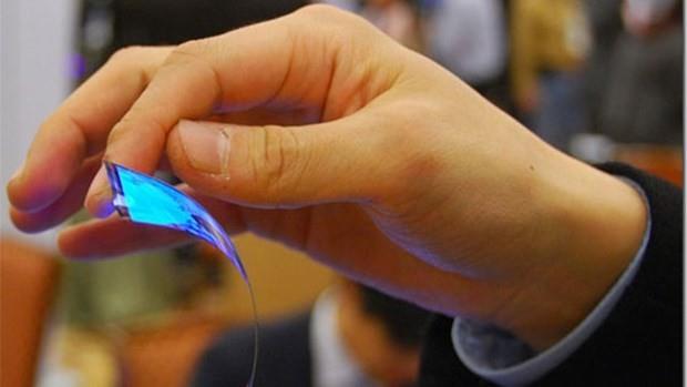 Ortaya kan bilgilere gre Samsung, Project Valley adn verdii katlanr akll telefon projesini kendi ilemcileri yerine Qualcomm'un Snapdragon 620 ve 820 ilemcileriyle test ediyor.