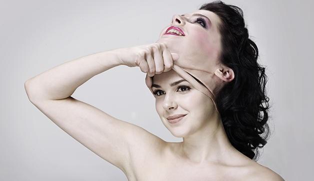 YALAN SYLEYEN NASIL ANLARSINIZ?  Yalancy tanmann 'uzmanlarca' bilinen yollar var. Nropsikoloji aratrmacs Dr. Habip Demirel ite o yollar aklad. 7 ipucu ile yalan syleyenleri anlayabilirsiniz. Bunun iin el, yz ve gzlere dikkat etmeniz gerekiyor.