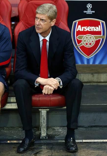Arsenal'de Arsene Wenger?in gelecei konuulmaya balanmt ki.. Fenerbahe adamn imdadna yetiti