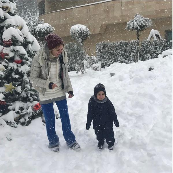 Ece Erken bu iddialara bir aklama yaparak ok sert tepki gsterdi.