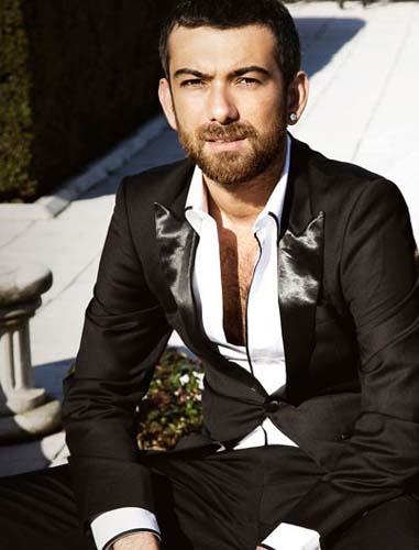 Hakan Akkaya yar��mada haftal�k 20 bin TL al�yor.