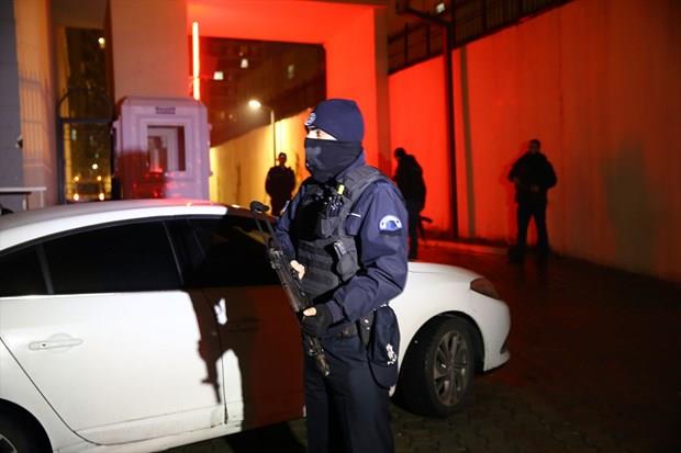 Ylba gecesi Reina'da 39 kiiyi katleden terrist, stanbul Esenyurt'ta yakaland.