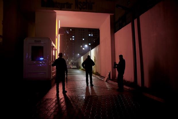 Masharipov, stanbul Esenyurt'ta saat 00.15'te dzenlenen operasyonda Krgz arkadann evinde sa olarak ele geirildi.