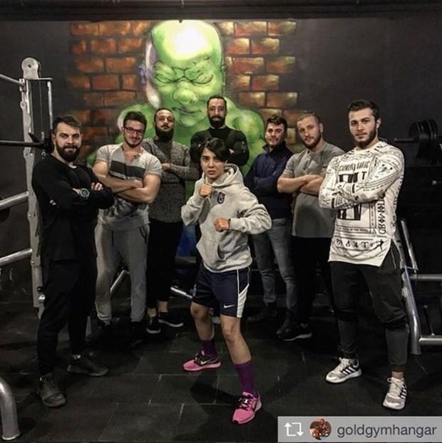 SABRYE ENGL<p>  Trabzon'da son antrenman. #GoldGym ekibine teekkr ederim. Beni gzel hazrladlar. sizi zlicem kardelerim...