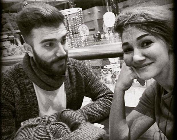 SEDA DEMR<p>    Ben komik... O komik... Ayrlmz da komik oldu haliyle kuzumla...