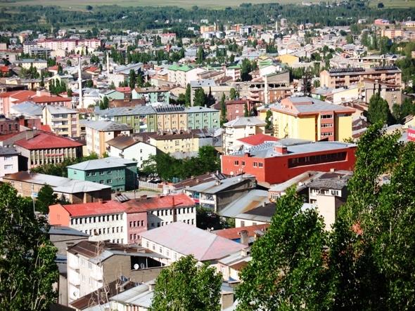 <p><b>MU</b></p>  Genel sralamada: 70  <p>Ekonomi: 78</p>  Eitim: 80  <p>Salk: 77</p>  Gvenlik: 1  <p>Kent hayat: 74</p>  Kltr sanat: 73