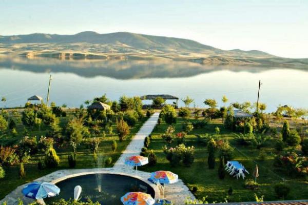 <p><b>KIRIKKALE</b></p>  Genel sralamada: 11  <p>Ekonomi: 55</p>  Eitim: 31  <p>Salk: 3</p>  Gvenlik: 73  <p>Kent hayat: 70</p>  Kltr sanat: 6