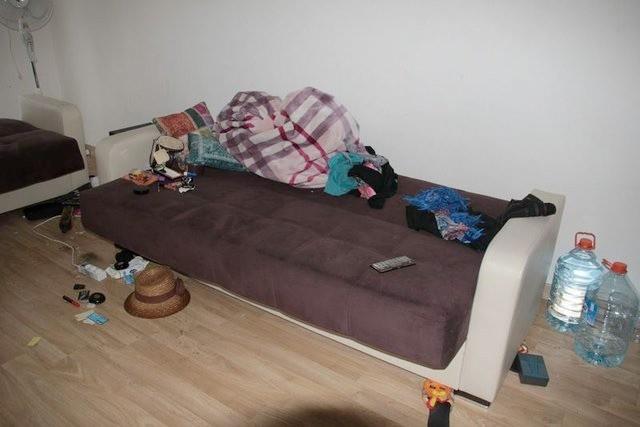 YATAIN ALTINA SAKLANDI<p>    Operasyon srasnda Abdukadir Masharipov&#8217;un yatan altna sakland renilirken, olduka korktuu da gzlendi. Terrist, ilk ifadesinde ise saldry nasl planladn, nasl keif yaptn, eylem srasnda ve sonrasnda neler yaptn tek tek polise anlatt.