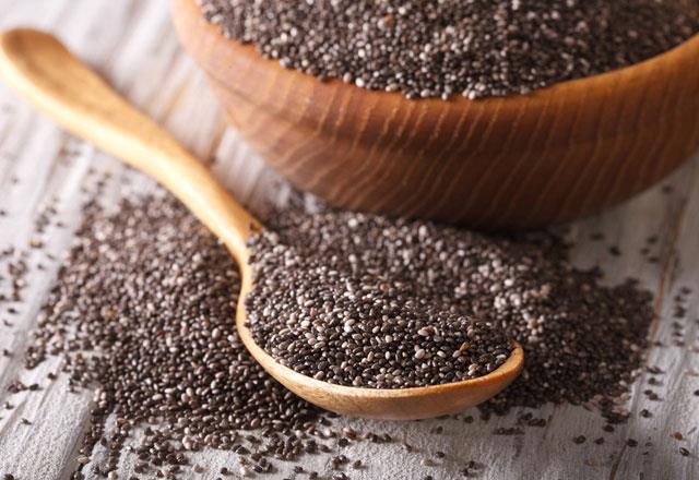 Baklk sistemini glendirir<p>     Chia tohumu yksek antioksidan ierir. Antioksidanlar hcrelerimizi zararlardan korumak iin gereklidir.    <p>  Antioksidan iyi salk iin gerekli olsa da, uzmanlar vcudumuzun ihtiya duyduu antioksidan miktarn belirtmemitir.