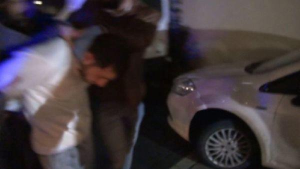 Terristin yakaland eve 6 Ocak'ta gittii ve 16 Ocak tarihine kadar orada sakland ortaya karken, polisin, Abdulkadir Maaripov'un 4 yandaki olunu arama almalar ise sryor.