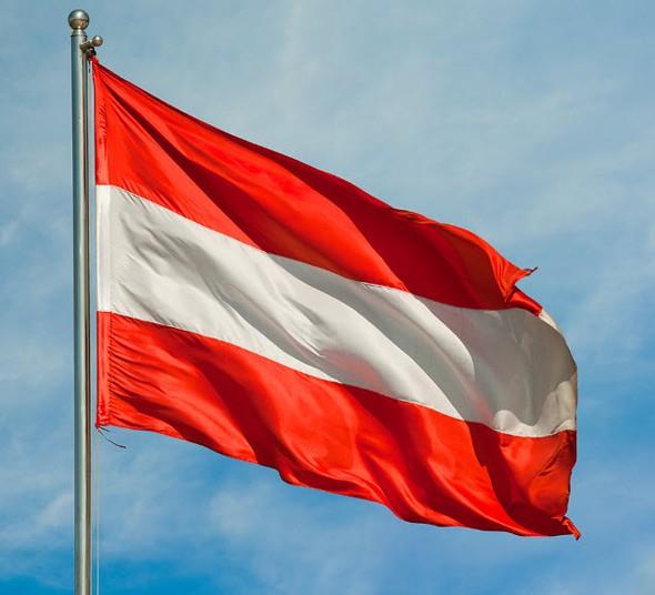 Avusturya<p>    32 GB iPhone 7 = 759 euro = 2527 TL