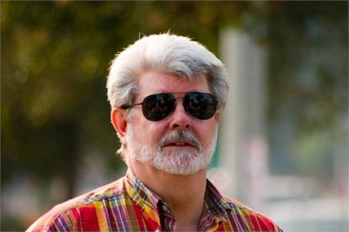 George Lucas... Yldz Savalar serisinin nl ynetmeni Lucas da servetini hayrseverlik vakflarna brakacaklardan.