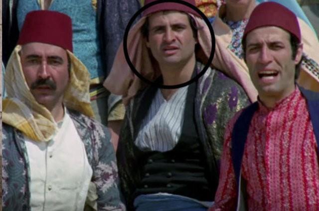 Usta oyuncu Cevdet Arkan, bir dnem 'Tosun Paa' filminde canlandrd "Suphi" karakteriyle Yeilam'a damgasn vurmutu.