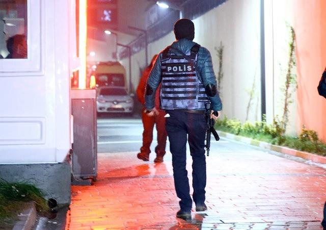 17 gnlk srete yakalanamayan Masharipov'un bu srete i ve d ilikilerinde kimlerden destek ald olduka merak edilmiti. Bir ok gr terristin bu eylemi ierden bir destek olmadan yapamayacan savunmutu.