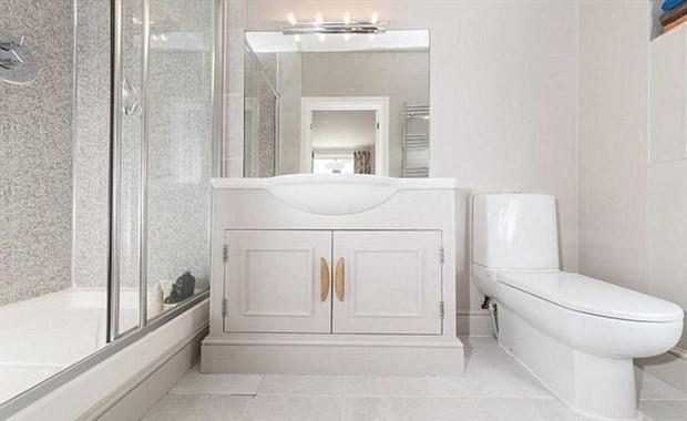 Uzun boylularn tuvaleti