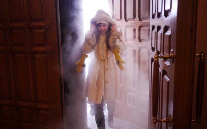 <div> 13- Zemin sebze yetitirmek i&ccedil;in &ccedil;ok souk olduundan, yerliler hayvanclkla ya da belediyede &ccedil;alarak gelir elde ediyor.<