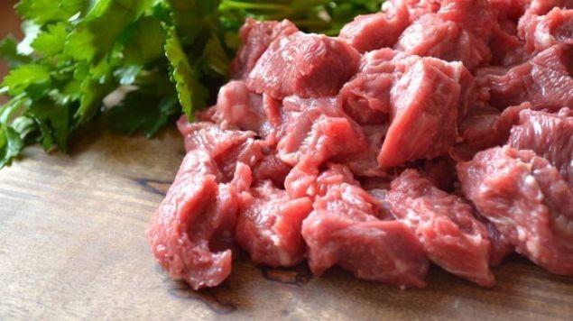 Eer akam yemek saatiniz sekizden sonraya kaldysa bunda krmz et tketmeniz ok doru bir tercih olmayacaktr.