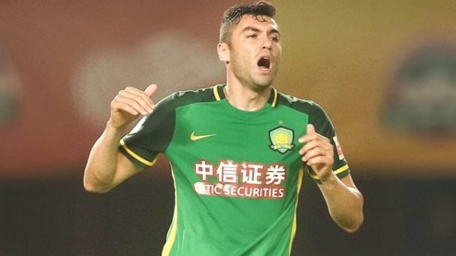 BURAK YILMAZ (MLL FUTBOLCU)<p>    Arda kardeim arn aldm. Gl bir Trkiye iin ben de varm. Murat Boz kardeim sen de var msn?