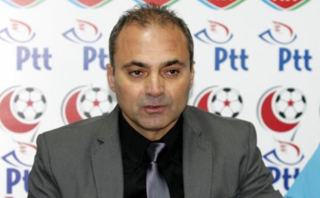 ERKAN SZER (MRANYESPOR TEKNK DREKTR)  <p>  lkemiz iin hayrls ne ise o olmal. u anda istikrarl bir gidiat var. lkemizin gelecei iin 'evet' kampanyasna katlmamak mmkn deil. nk 'hayr' oyu lkemizde hem ekonomik hem de sosyal anlamda belirsizlik ve tedirginlik yaratacaktr.