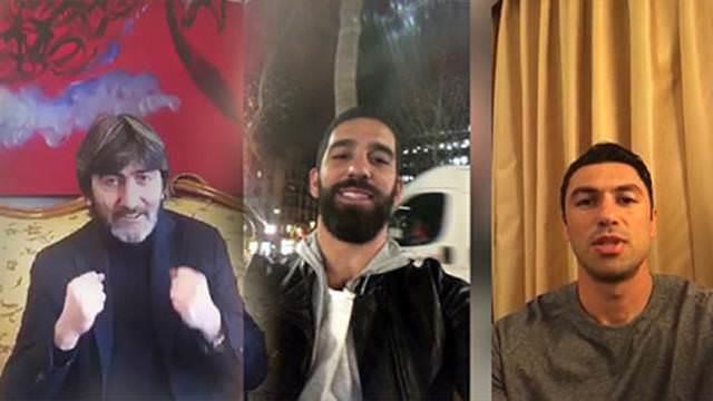 "Byyen-gelien Trkiye iin, szn dinleten dev bir lke iin, aydnlk bir gelecek iin, dmana-haine gzda iin, kardelik iin, tek olmak-birlik olmak iin, bar iin: EVET!" sloganlar retildi.