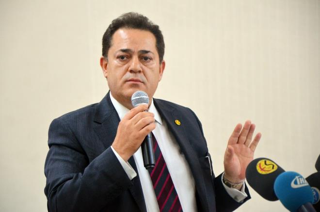 HALL NAL (ESKEHRSPOR BAKANI)<p>    Rdvan Dilmen'in balatt kampanyay takdir etmemek mmkn deil. Ben de "Gl bir Trkiye iin evet" kampanyasn destekliyorum. Tabii ki evet!