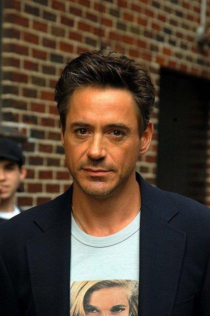 Robert Downey Jr  75 MLYON DOLAR