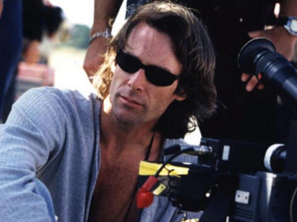 Michael Bay  82 MLYON DOLAR